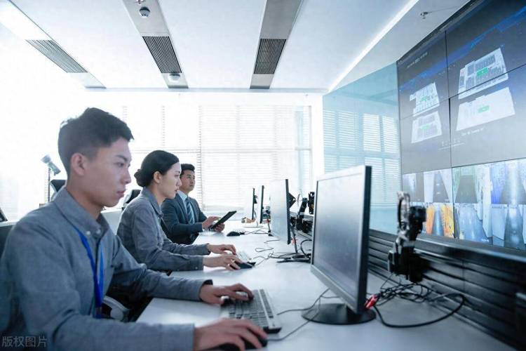 軟件技術開發工程師 考證路徑、要求與行業前景